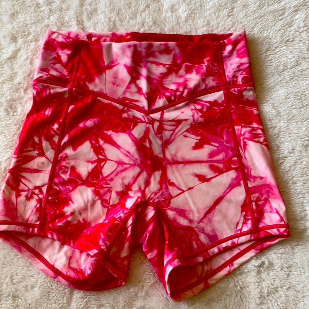 Short shorts
